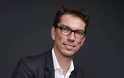 Prestige beauty meets technology — in an interview with Jean-Michel Kientz, Senior Vice President, Technology Lead Interconnected Retail, The Estée Lauder Companies